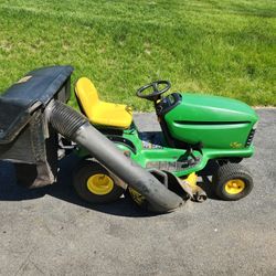 John Deere Mower With Bagger