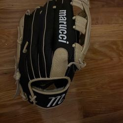 Marucci Baseball Glove