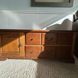 TV Stand / Chest