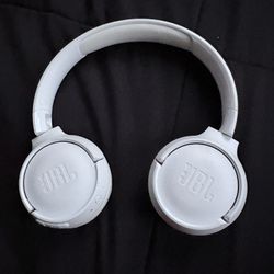 JBL T670