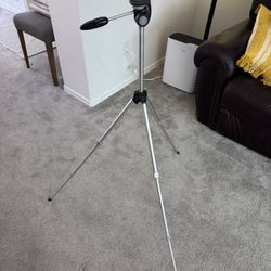 Camera tripod, Vintage