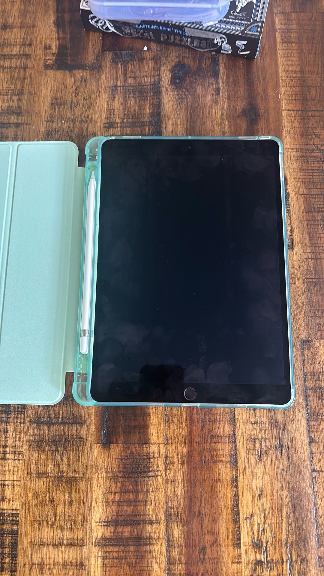iPad Pro 10.5” inch 256 GB and iPencil