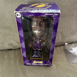 2005 Vintage Los Angeles Lakers Kobe Bryant Bobble Head, Not RC, Luka, Jordan, LeBron 