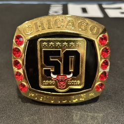 Chicago Bulls Championship Ring Paper Weight 