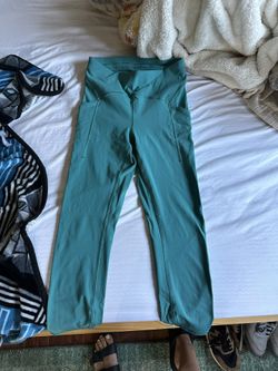 Teal LuluLemon Leggings Size 6 