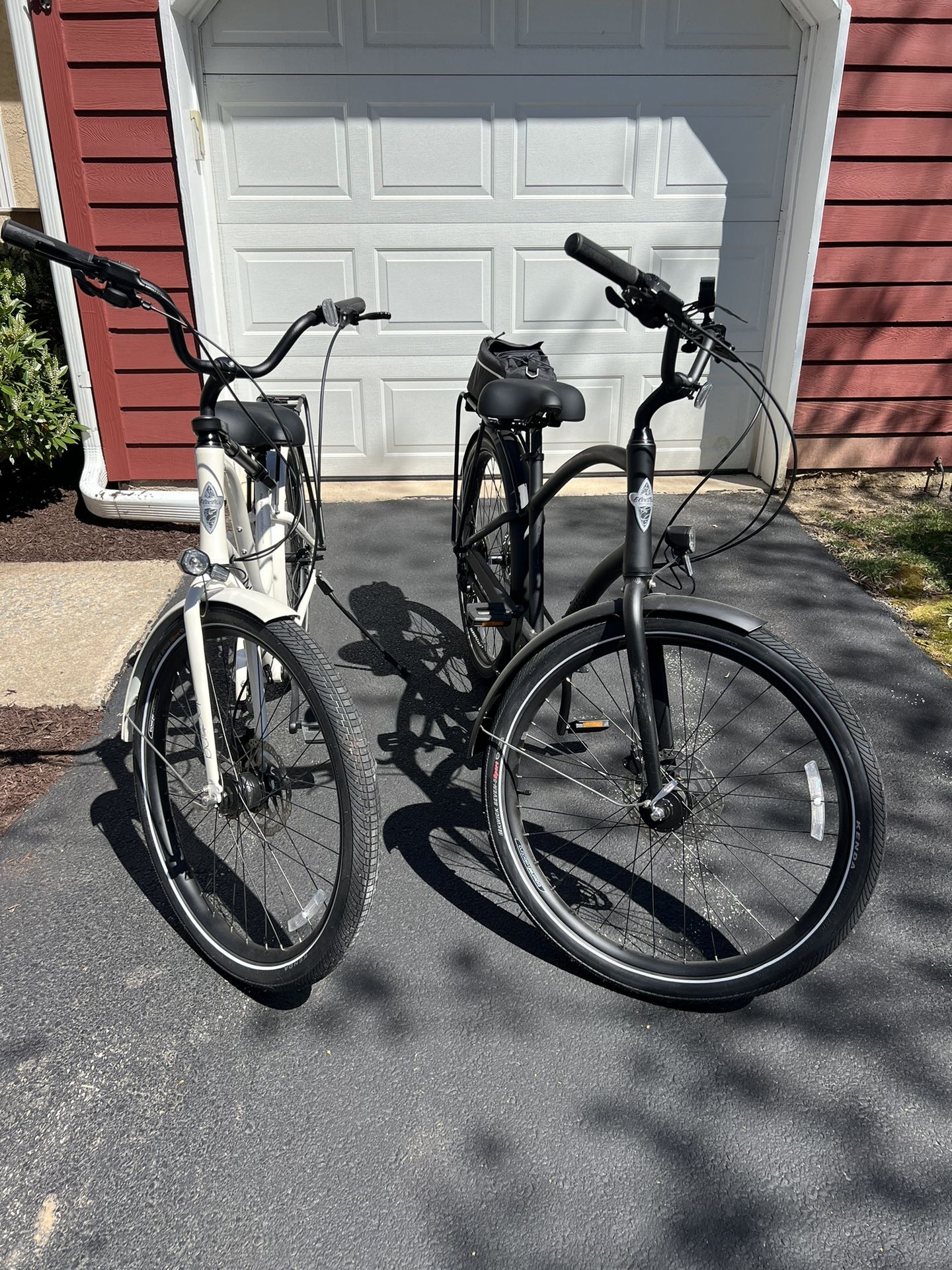 2021/2022 His and Hers Townie Path 9D EQ Bikes