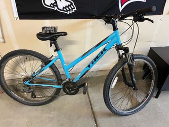 Junior women’s Bike