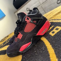Jordan 4s Red Thunder 
