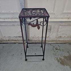 Plant Stand 