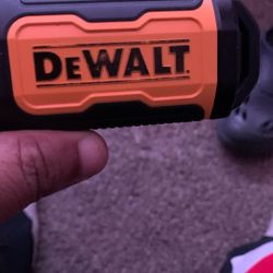 Dewalt Bluetooth Earbuds 