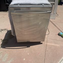 Whirlpool Gold Dishwasher 