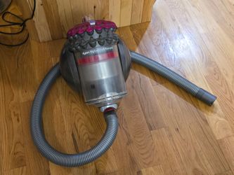 Dyson Big Ball Multi Floor Pro canister vacuum NO ATTACHMENTS