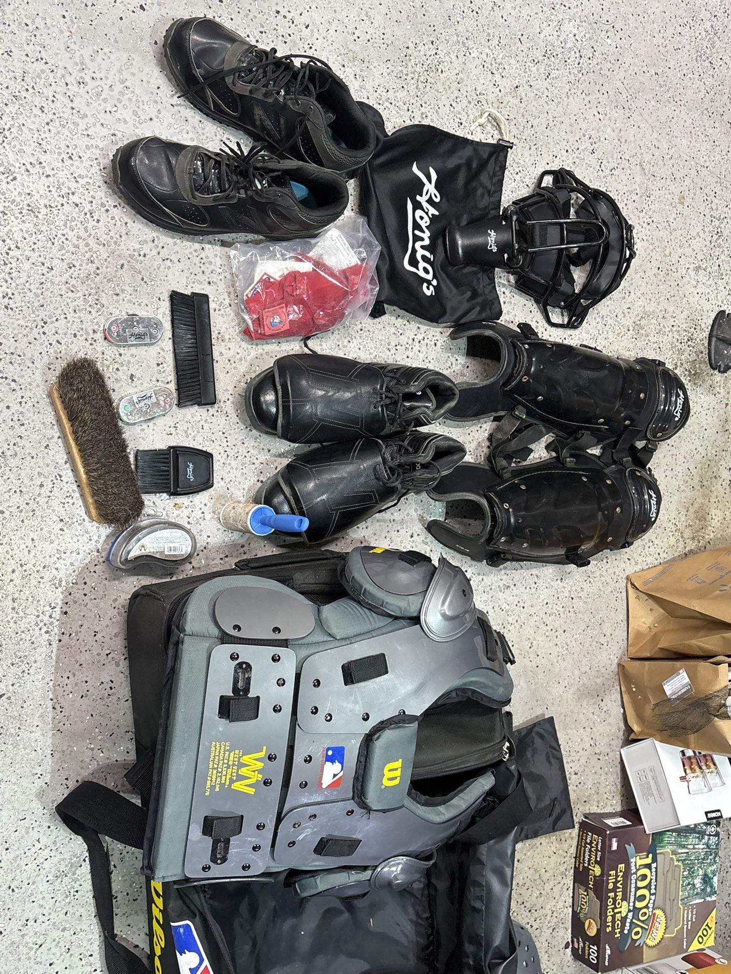 Umpire Gear Wilson High End