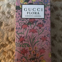 Gucci flora perfume