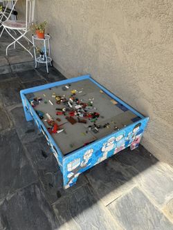 Lego Table
