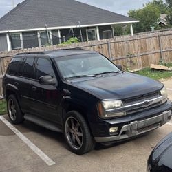 Dm if we interested or any questions $4000obo  Has system sounds good no issues 👍