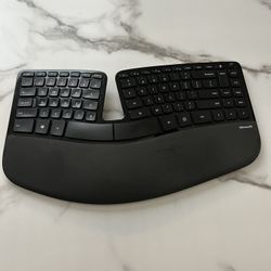 Microsoft Ergonomic Wireless Keyboard 