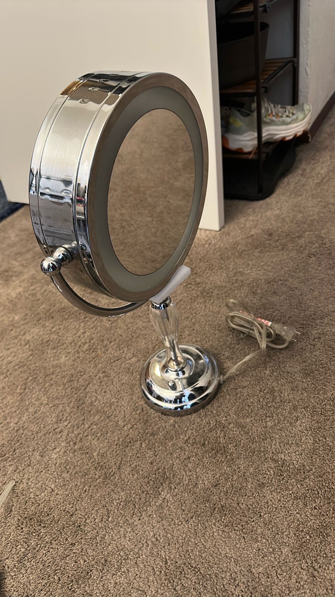 Make-up Mirror