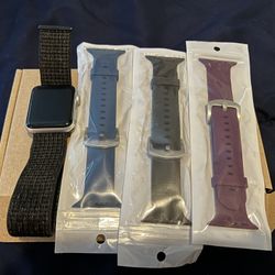 Apple watch series 3 42mm w/bands