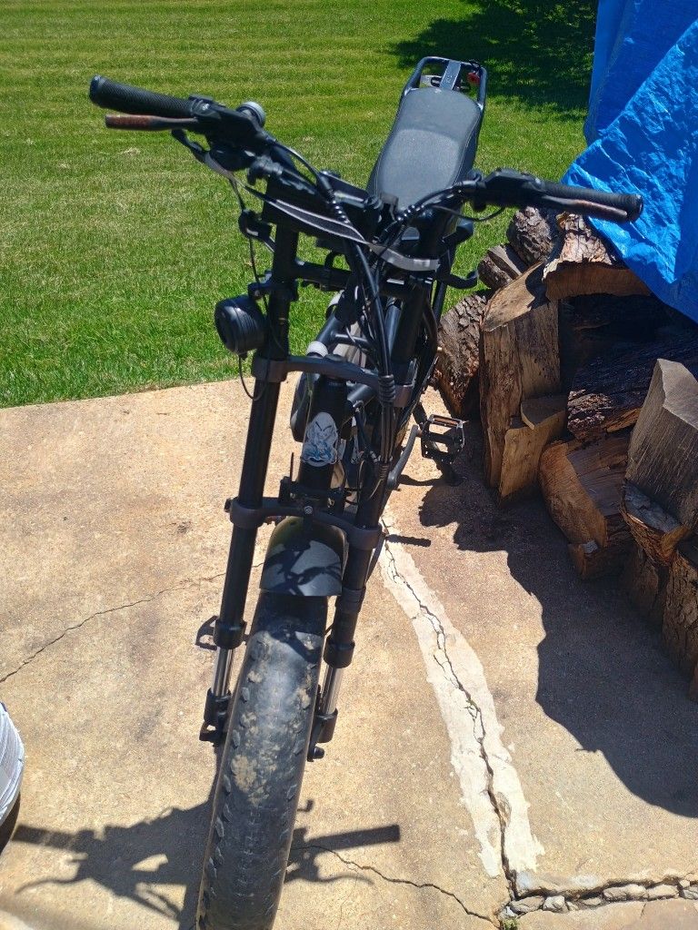 ZUGO Electric Bike
