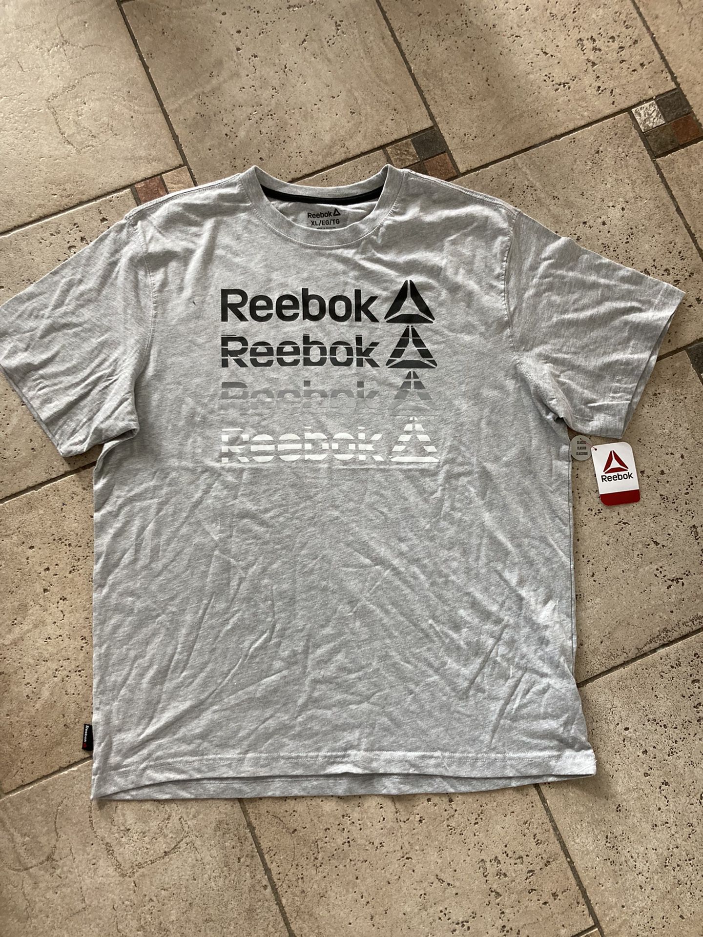 Reebok Men's Shirt - Black - XL
