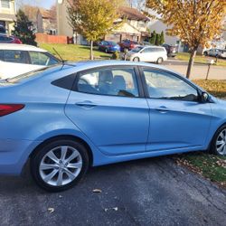 2012 Hyundai Accent