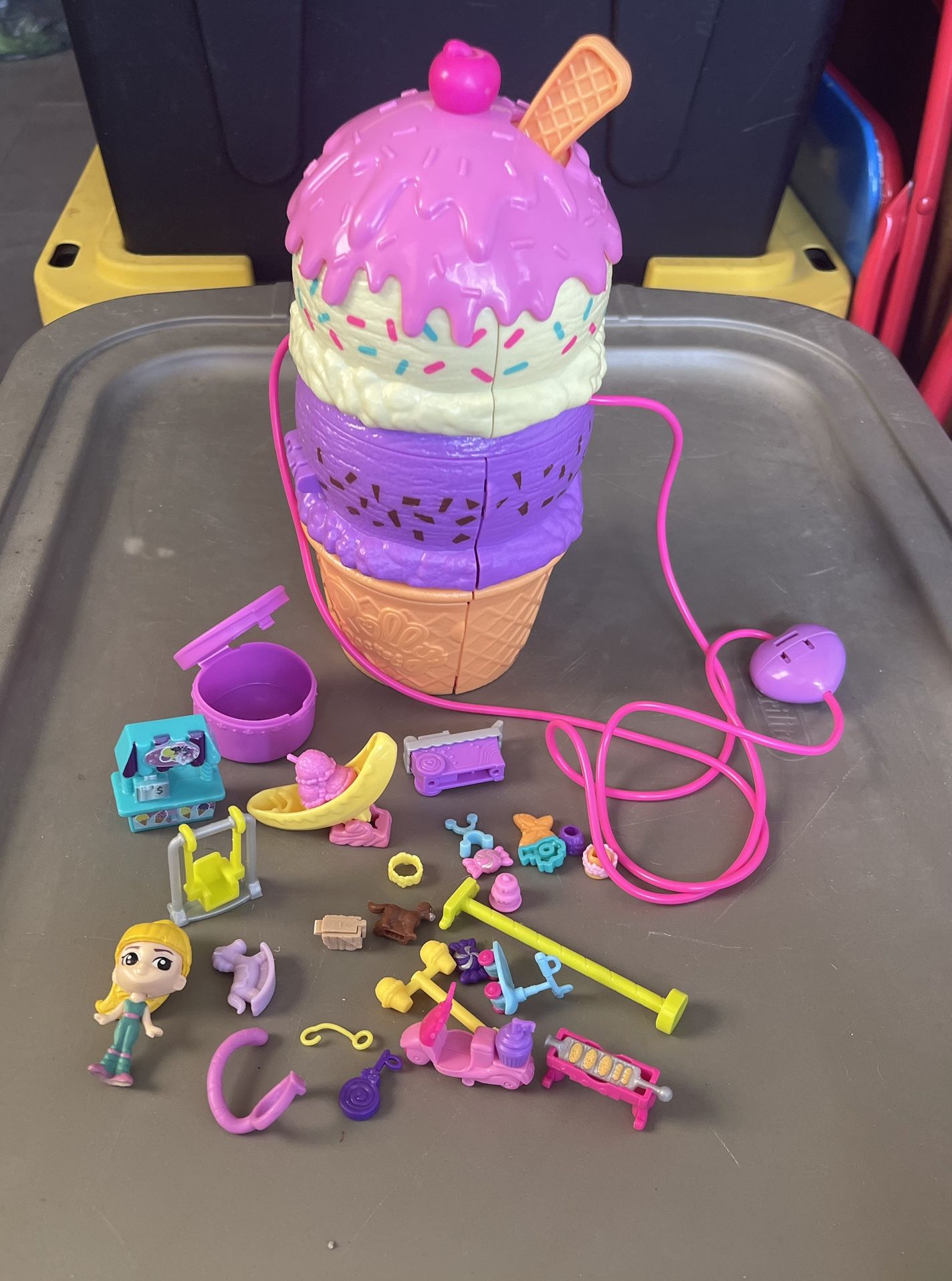 Polly Pocket Toy Set