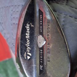TaylorMade Spingroove Wedge