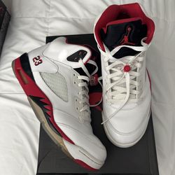Jordan 5’s size 11.5