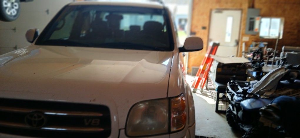 2002 Toyota Sequoia