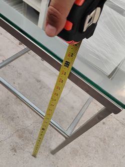 Beautiful Glass End Table $10