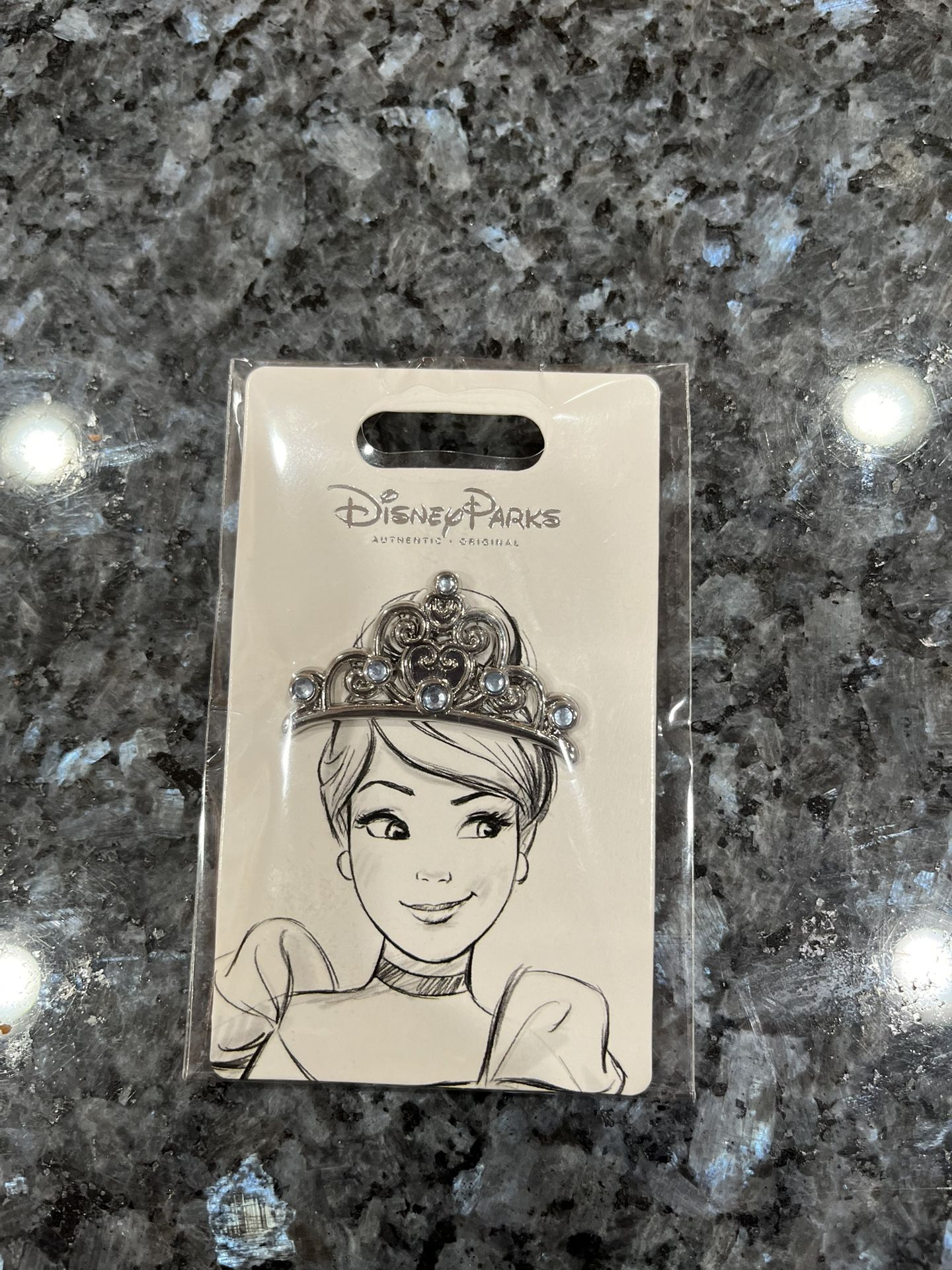 Disney Princess Cinderella Crown Pin Flair Tiara Pin. Brand New on original card.