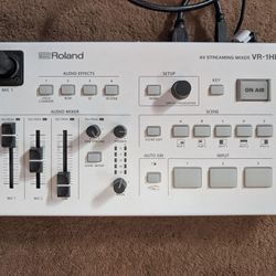 Roland VR-1HD AV Streaming Mixer