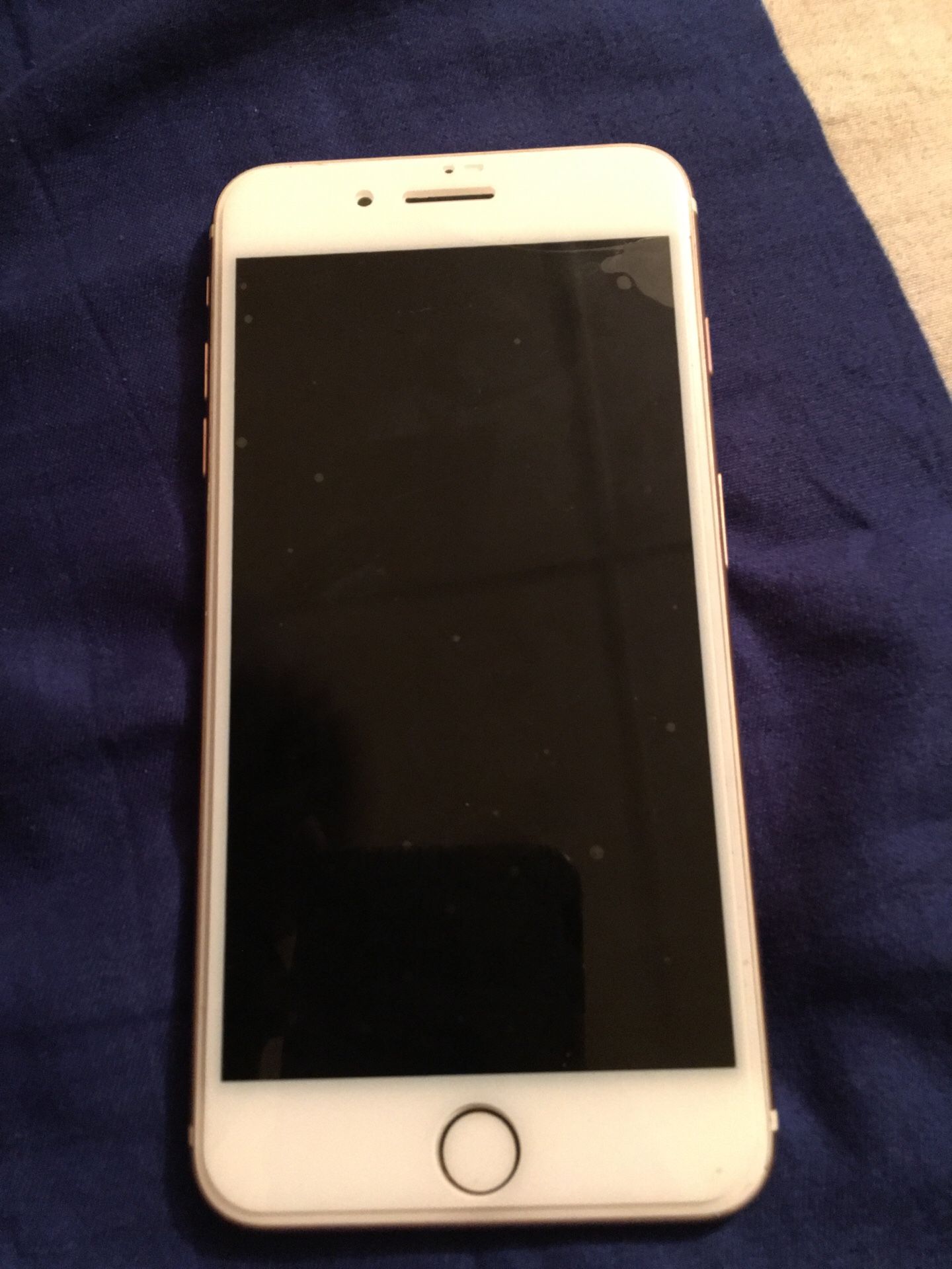 I got IPh1 7plus for sale dm for price {contact info removed}