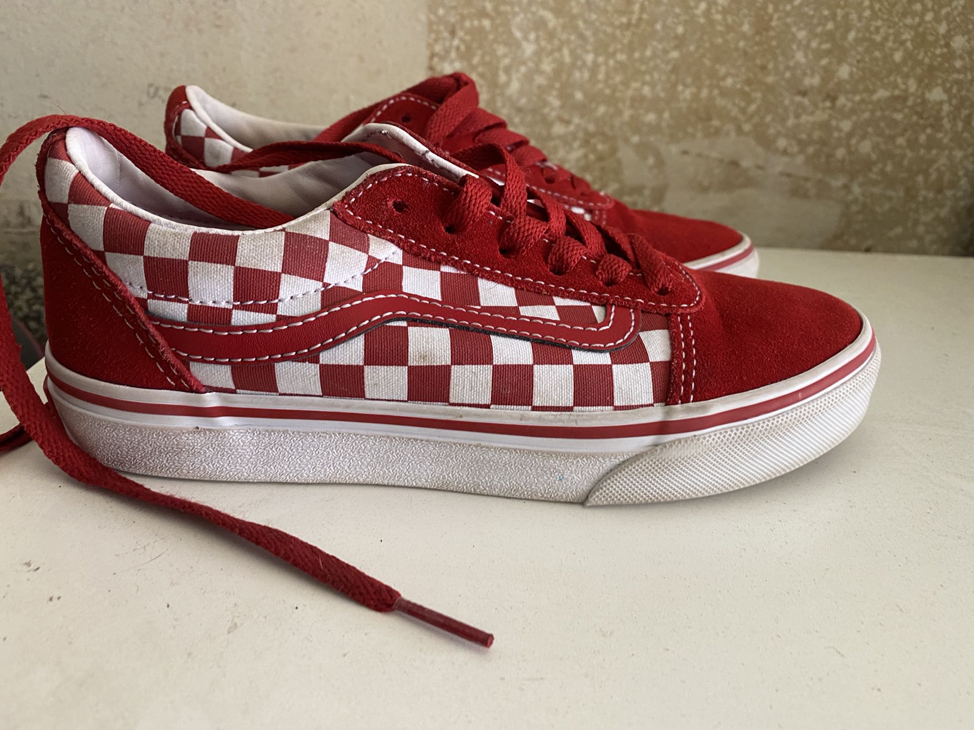 Vans Red Checkered Size 3.0 Youth 