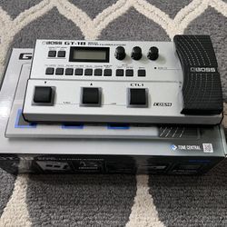 Boss GT-1B Bass Effects Processor