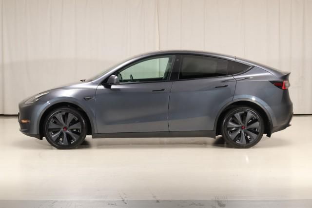 2022 Tesla Model Y Awd