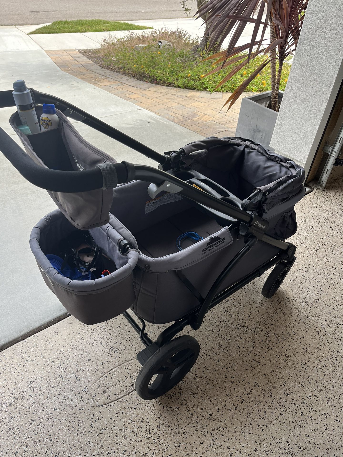 Expedition Stroller Wagon Plus