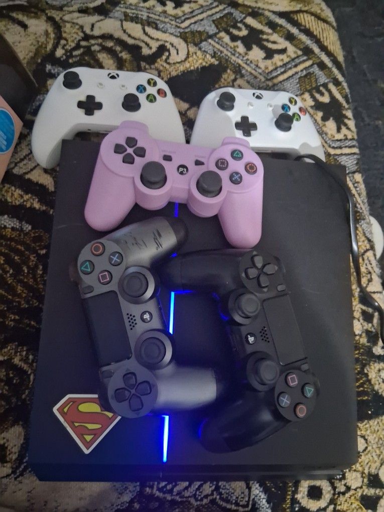 Play Station