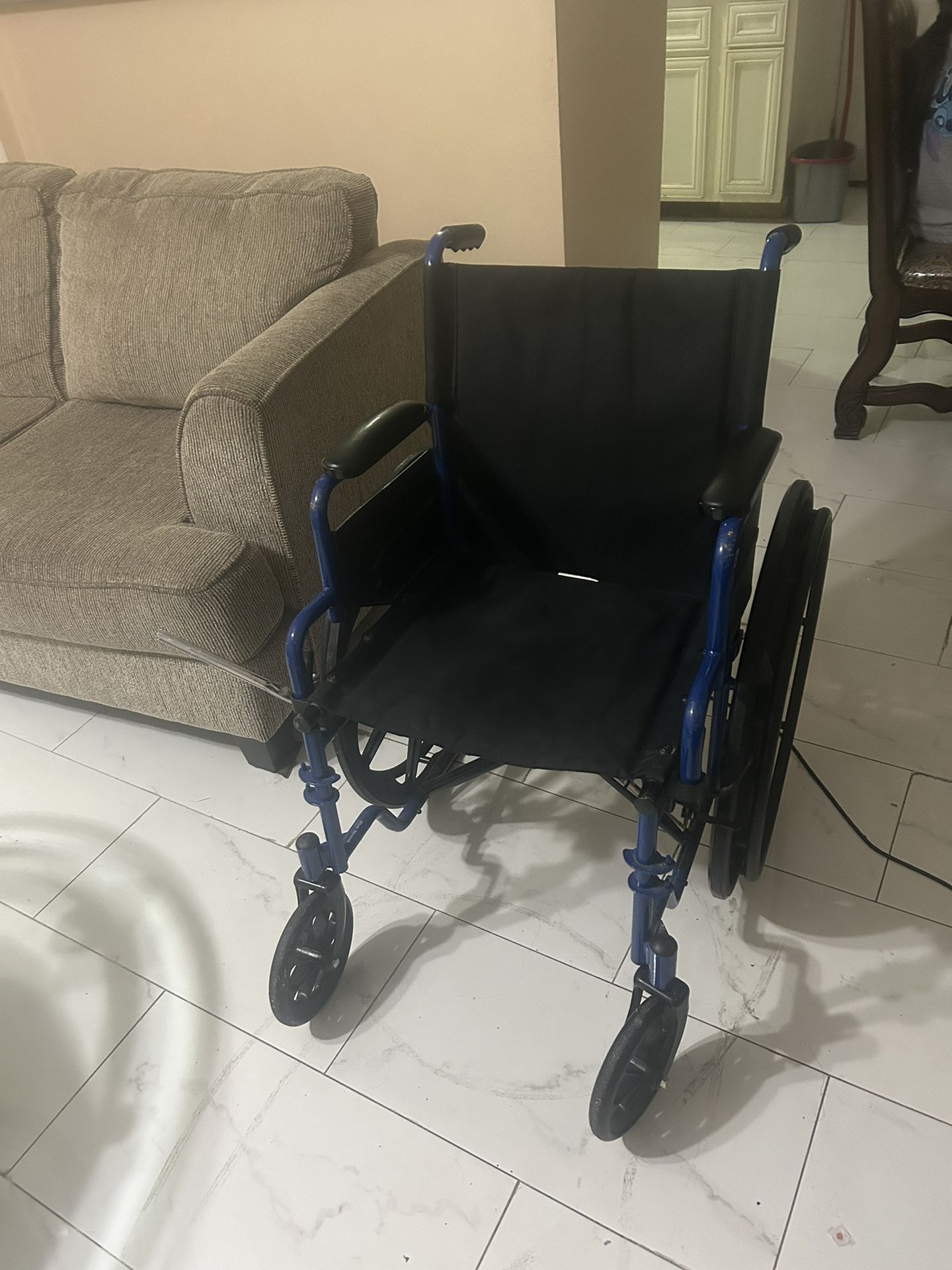 wheelchair 