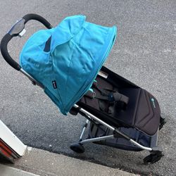 Safety1st Foldable Light Weight Carriage 