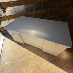 Desk 30”x60”x29”
