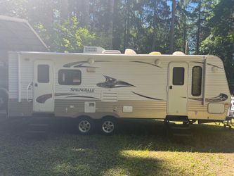 2010 Keystone  266RL