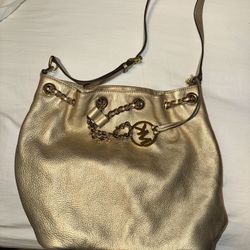 Michael Kors Purse (Gold) 