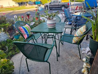 5 pcs vintage cast aluminum mesh chairs stackable