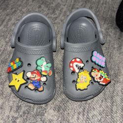 Baby Toddler Crocs Super Mario Shoes Size 5