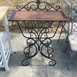 Wine Bar and Rack