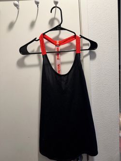 Nike top