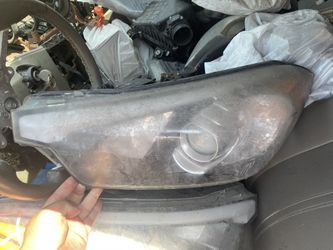 Kia Optima Right Headlight