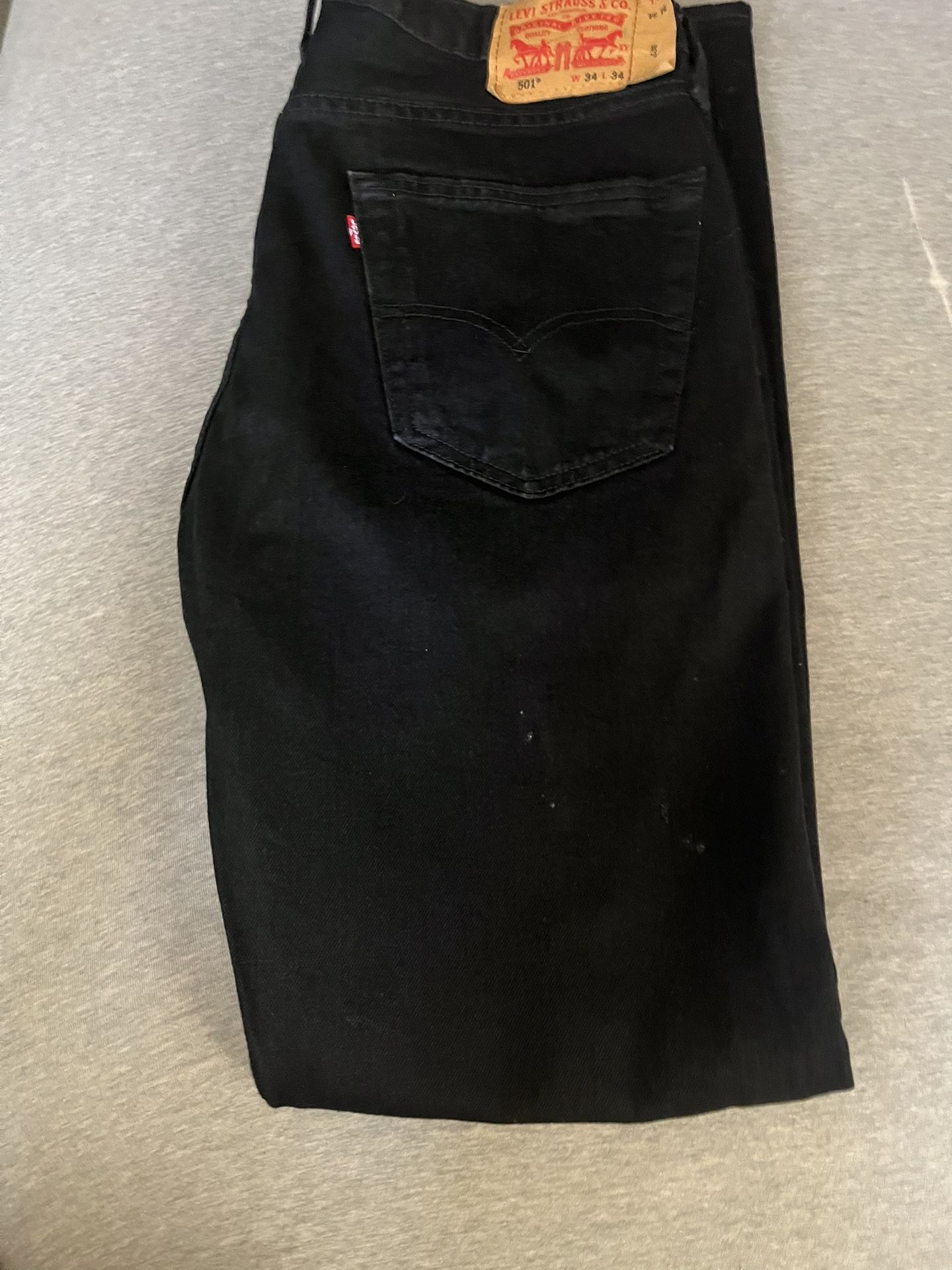 Black Levi’s 501